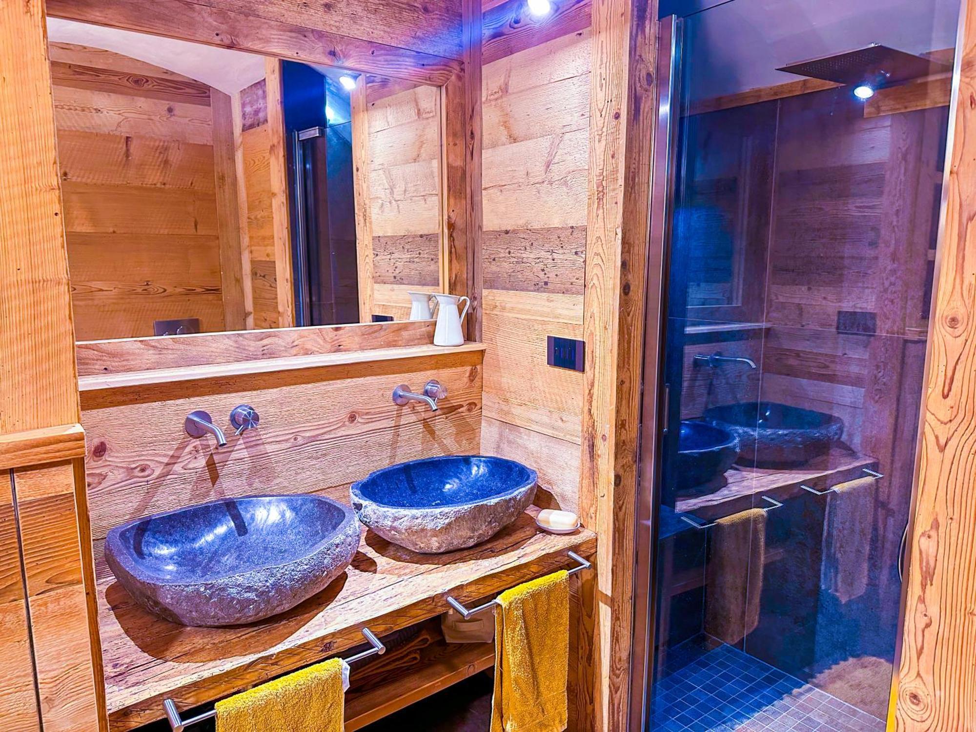 Joivy Modern Family Chalet With Stunning Mountain Views Champoluc Bagian luar foto